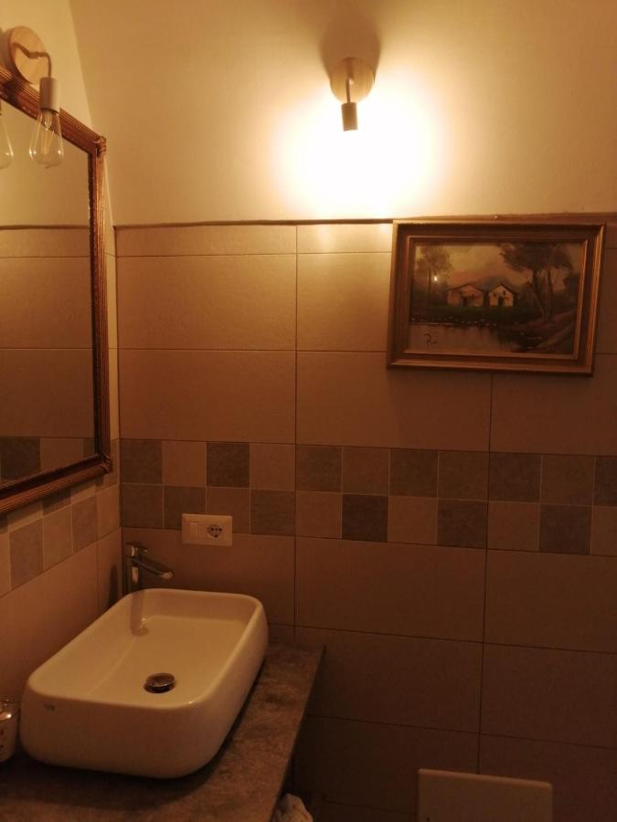 La Piccola Casa Di Tania In Via Fiore Terlizzi Zewnętrze zdjęcie